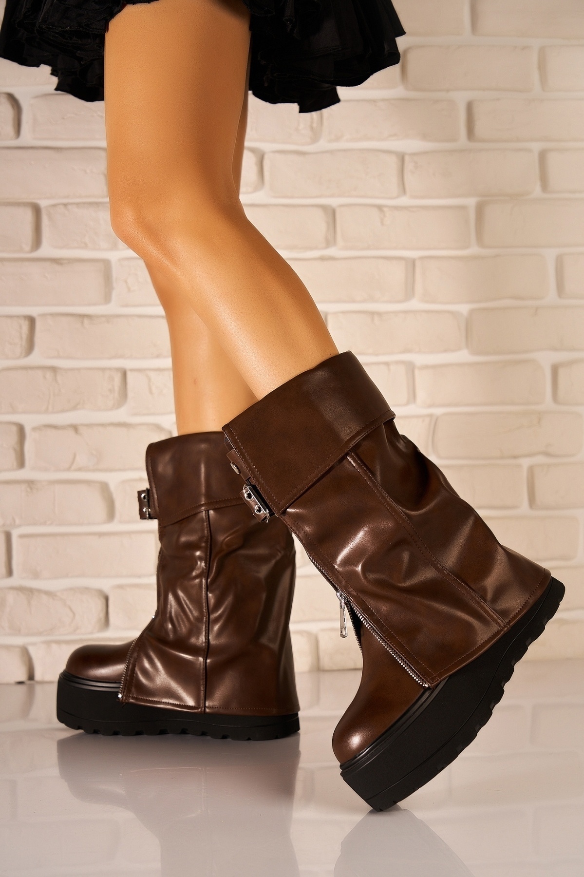 Cizme Dama cu Platforma Maro din Piele Ecologica Sargun