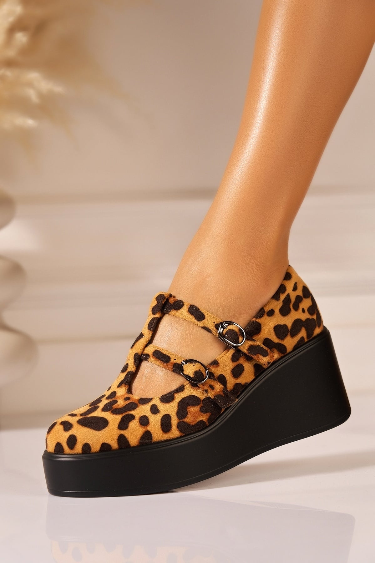 Pantofi dama cu platforma Animal Print din Piele Ecologica Intoarsa Nalia
