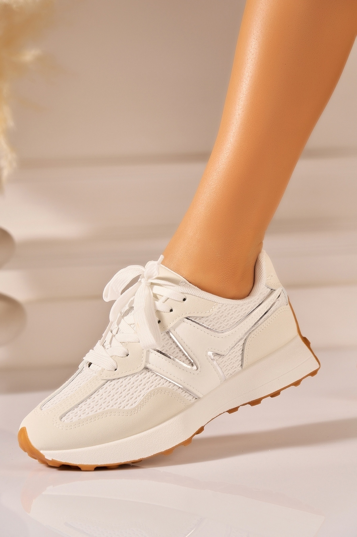 Adidași de damă Albi din Piele Ecologica Zemyra