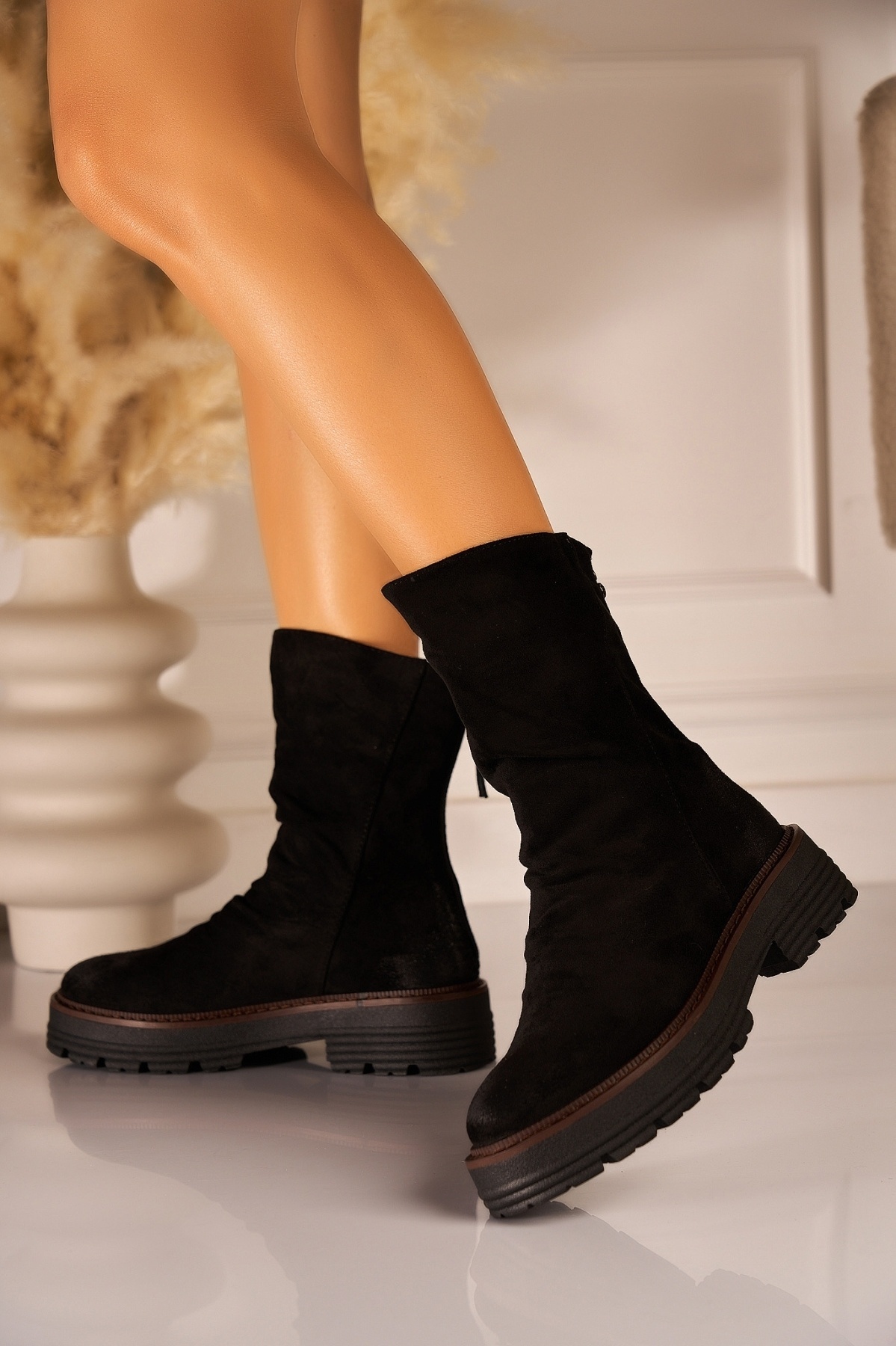 Ghete Dama Imblanite Negre din Piele Ecologica Intoarsa Zimey