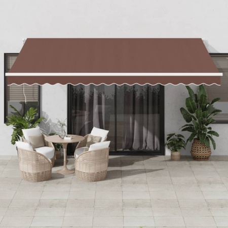 Copertina retractabilă automat cu LED, maro, 450x300 cm