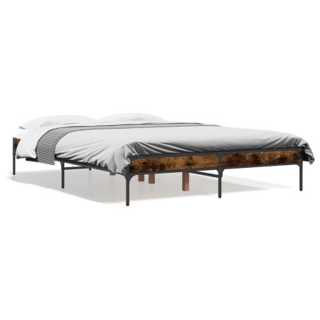 Cadru de pat, stejar fumuriu 120x200 cm lemn prelucrat și metal