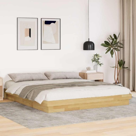 Cadru de pat fără saltea 200x200 cm din lemn masiv de stejar