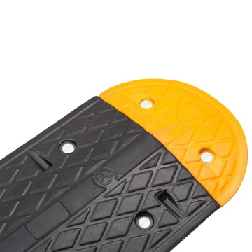 Prag limitator de viteză galben și negru 129x32,5x4 cm cauciuc - Img 5