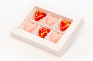 Cutie 6 praline LOVE Boeme Chocolaterie 70G - Img 2