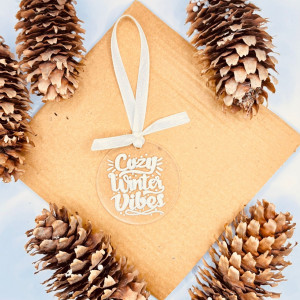 Ornament de brad Cozy Winter Vibes (minimalist)