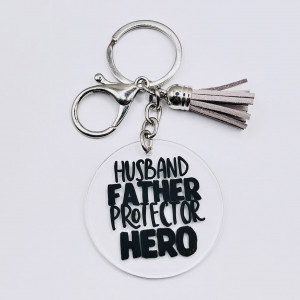 Breloc acrilic pictat manual Husband
