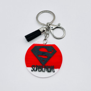 Breloc acrilic pictat manual Super Mom