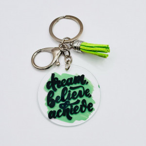 Breloc acrilic pictat manual Dream, Believe, Achieve