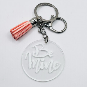 Breloc acrilic pictat manual Be Mine