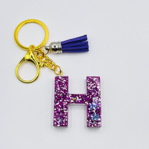 Breloc personalizat hand-made din rasina epoxidica Purple Rain