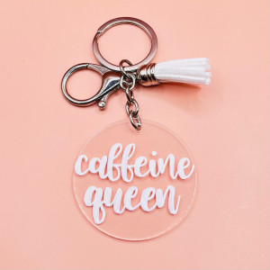 Breloc acrilic pictat manual Caffeine Queen alb