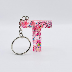 Breloc personalizat hand-made din rasina epoxidica Pink Me Up