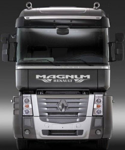 Sticker Masca Renault Magnum 120 cm