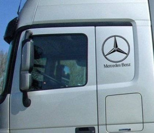 Set 2 buc stickere Laterale Mercedes-Benz Actros