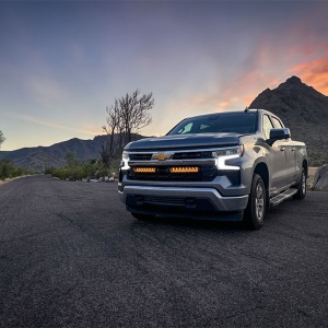 Kit de proiectoare auxiliare Chevrolet Silverado 1500 LT (2022-2024), 2 x Lazer Triple-R 1000, 2 x Lazer Triple-R 1000 GEN2 (cu lumină de poziție) - Img 2