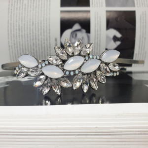 Delicate Tiara with Side Decor 1920 - Img 2
