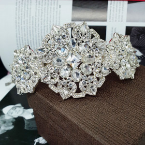 Rem Remarkable Crystal Tiara 1465 - Img 2
