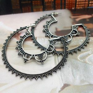 Round Embroidered Earrings - Img 2