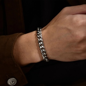 Brățară Bărbătesc din Inox chirurgical 316L — Argintiu