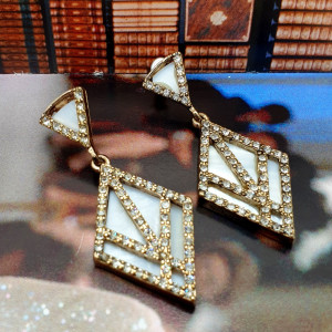 Earrings with Acryl and Strass 1528 - Img 2