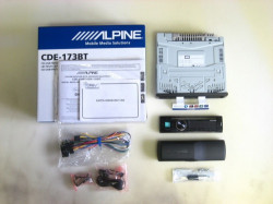 ALPINE CDE-173BT RADIO-CD MP3 Player Auto Cu USB Leduri Rosii / Verzi Selectabile Montaj In Toata Tara