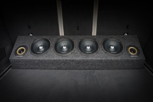 Centru Audio Incinta Soundbar Cu 4 Difuzoare 6,5 inchi 300W 2 Tweetere 3,6 inchi de 160W in total 760 W RMS / 1520 W Max Phoenix Gold ZPROB654