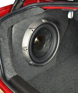 INCINTA INCHISA SUBWOOFER DEDICAT VOLKSWAGEN JETTA 5, 300 MM, 22L