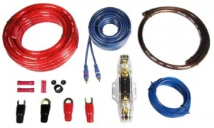 Kit De Cabluri Subwoofer Pentru Instalare Amplificator Auto RENEGADE 1 x 35mm2 cablu alimentare de 5 m 1 x 35mm2 cablu de masa de 0.8 m 1 x cablu rca stereo, dublu ecranat de 5 m