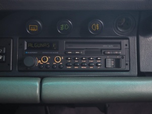 Mp3 Player auto 1Din Radio Epoca Retro Vintage cu Bluetooth Blaupunkt Bremen SQR 46 DAB