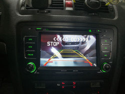 NAVIGATIE ANDROID DEDICATA SKODA OCTAVIA 2 ECRAN 8'' CAPACITIV 16GB 2GB RAM INTERNET 3G WIFI QUAD-CORE 1,6 GHZ DVR CARKIT BLUETOOTH MIRROR LINK MODEL PREMIUM