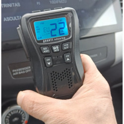 Statie Radio CB Avanti SICURO 18, Ecran si Comenzi pe microfon, ASQ, Ecou, Filtre Hi-CUT, RNR, TNR