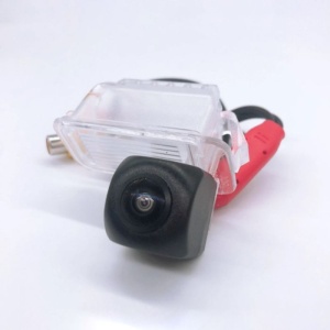 CAMERA VIDEO AUTO DEDICATA PENTRU MERSUL CU SPATELE COMPATIBILA CU FORD FOCUS(3-CARRIAGE) 2009-2011 UNGHI 150 DE GRADE NIGHT VISION LUX U2 MODEL EDT-CAM-FD03-U2