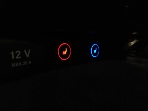 Kit Incalzire In Scaune Auto Universal Carbon Buton Patrat Push Slim 3 Trepte RGB Montaj Profesional In Toata Tara!