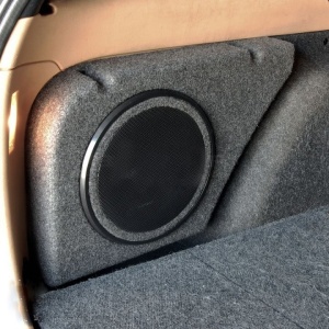 INCINTA INCHISA SUBWOOFER DEDICAT SKODA OCTAVIA 1, 250 MM, 15L