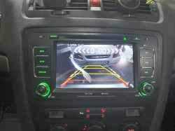 NAVIGATIE ANDROID DEDICATA SKODA OCTAVIA 2 ECRAN 8'' CAPACITIV 16GB 2GB RAM INTERNET 3G WIFI QUAD-CORE 1,6 GHZ DVR CARKIT BLUETOOTH MIRROR LINK MODEL PREMIUM