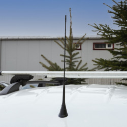 Statie radio CB si radio MP3 player PNI Escort HP 8500 ASQ si antena CB PNI Duplex 2000 CB-FM, 26-28MHz (CB), 87-108MHz (FM), cablu CB si cablu FM 5 m, 490 mm