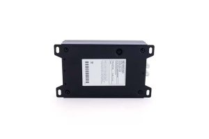 Amplificator digital marin / sport auto Kenwood KAC-M1814 de putere maximă de 400 W, compact, cu 4 canale