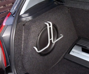 INCINTA INCHISA SUBWOOFER DEDICAT BMW SERIA 1 E87, 250 MM, 15L