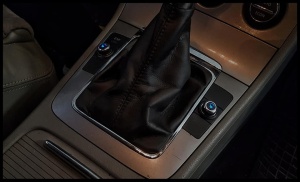 Kit Incalzire In Scaune Auto Carbon Buton Rotativ 6 Trepte Cromat LUXURY BLEU - Leduri Bleu - Montaj Profesional In Toata Tara!