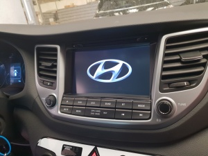 NAVIGATIE DEDICATA HYUNDAI TUCSON 2015-2018 MODEL CARVISION DVD USB SD PLAYER GPS CARKIT PRELUARE AGENDA TELEFONICA - Img 3