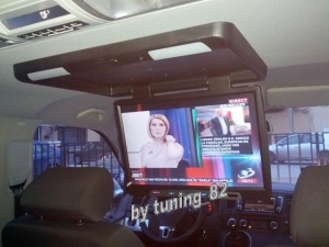 PLAFONIERA AUTO CU MONITOR LCD 17 '' USB / SD PLAYER 2 INTRARI VIDEO SI MODULATOR FM ! MONTAJ CALIFICAT IN TOATA TARA ! - Img 12
