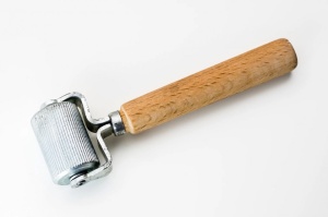 Rola metalica 40 mm pentru aplicarea materialului insonorizant STP Roller