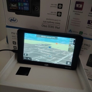 Sistem de navigatie GPS Portabil cu DVR incorporat PNI S932 PRO Harti Maps Igo Truck si Waze cu Radarele din Europa pentru Camioane si Autoturisme, ecran 7 inch, memorie 32 GB, 2GB DDR3 RAM, Android 13, Apple Carplay si Android Auto Camera Marsarier