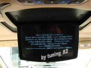 PLAFONIERA AUTO CU DVD VR-1338D MONITOR LCD 13,3'' USB SD PLAYER 2 INTRARI VIDEO SUPER PRET ! 2 FETE DE SCHIMB! MONTAJ CALIFICAT IN TOATA TARA ! - Img 12