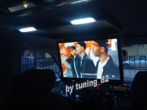 PLAFONIERA AUTO CU MONITOR LCD 16 '' USB SD PLAYER 2 INTRARI VIDEO SUPER PRET ! MONTAJ CALIFICAT IN TOATA TARA ! - Img 14