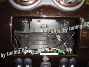 RAMA ADAPTOARE 2DIN DEDICATA DACIA LOGAN / DUSTER / SANDERO CULOARE MARO ANTRACIT (Sienna lucios) Connects2 CT23DC01
