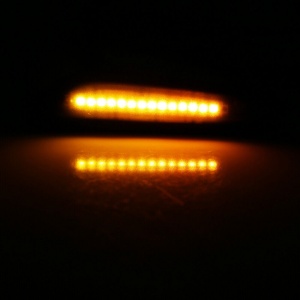 Set 2 Semnalizari Aripa LED Dinamice E46 Facelift, E36 Facelift - BTLL-240D-1 Dynamic