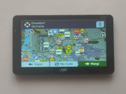 Sistem de navigatie GPS PNI L810 ecran 7 inch 800 MHz 256MB DDR 8GB memorie interna FM transmitter Harti Incluse pentru Camioane si Autoturisme Rulote Autocare