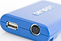 Adaptor USB, iPod, iPhone, AUX-IN dedicat Audi A2 (1999-2005) A3 (2001-2008) A4 (1998-2006) A6 (1998-2004) A8 (1998-2003) TT (1998-2007) Model Dension Gateway Lite BT Cod: GBL3AU2